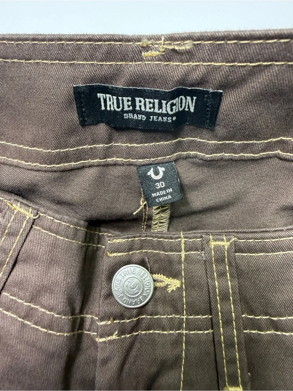 True Religion Cargo Pants EMB Outline Mens  30x32 Color Bracken Retail $169 NWT